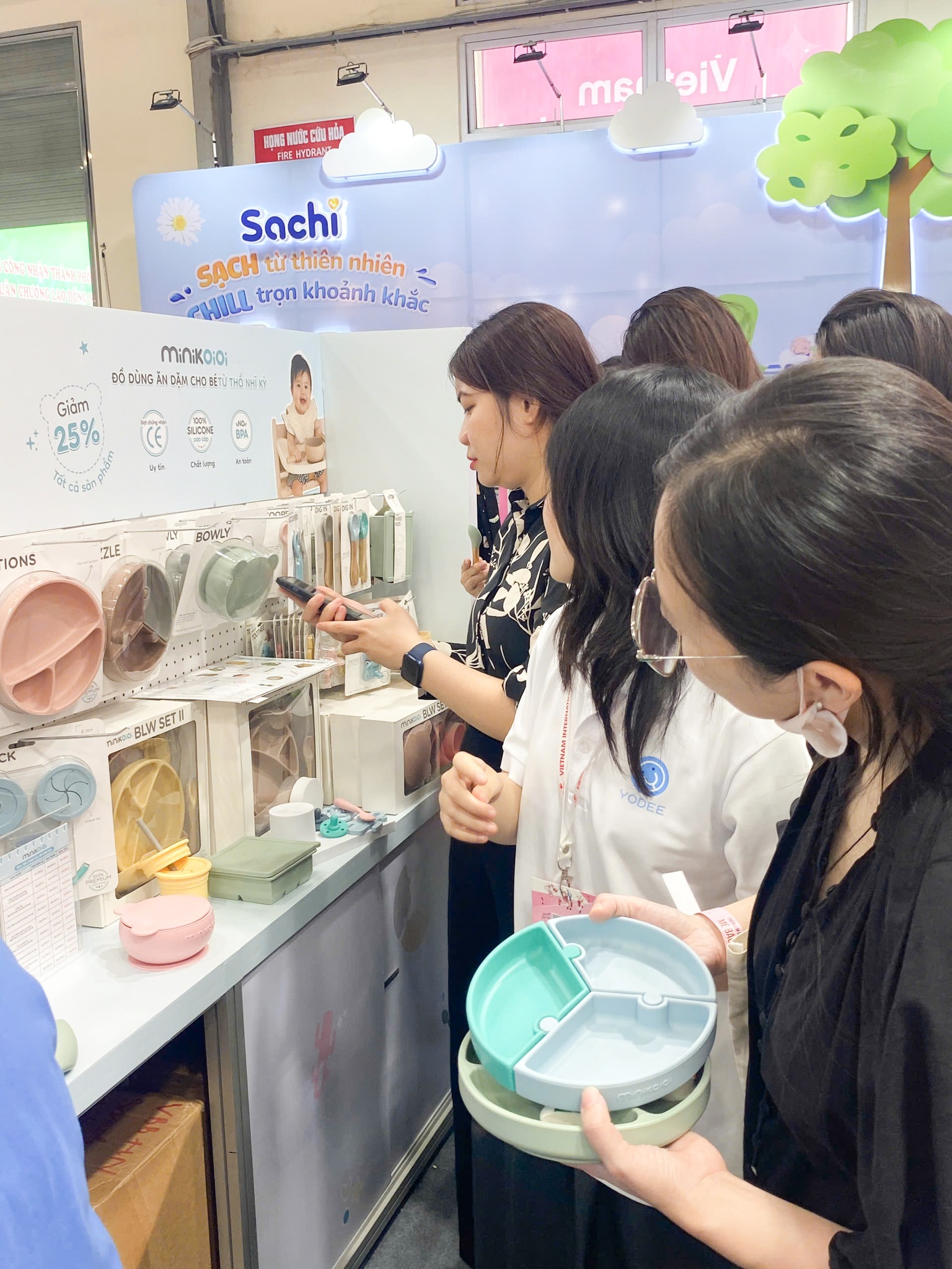 [🆕🇻🇳] Minikoioi Việt Nam – thương hiệu đồ dùng ăn dặm cho bé từ Thổ Nhĩ Kỳ 🧑‍🧒❤️️👶⭐️  RECAP DAY 2 & 3 – VIETBABY FAIR HÀ NỘI 2025
Minikoioi – An toàn trong từng cái chạm, yêu thương trong từng nụ cườiTrong suốt 2 ngày qua, Minikoioi đã  , shares-0✔️ , likes-2❤️️ , date-2025-09-28 02:00:00🇻🇳🇻🇳🇻🇳📰🆕