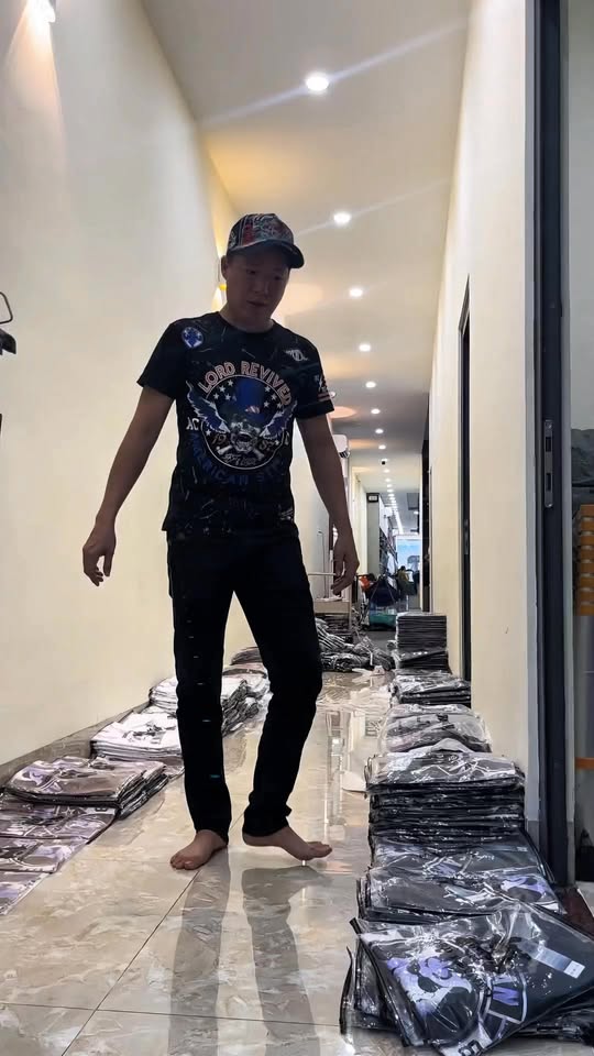 [🆕🇻🇳] Mr Kiệt -Hàng Hiệu Giá Sỉ – Chuyên sỉ – lẻ uy tín , chất lượng  [🆕Top1Vietnam🇻🇳] 👕 Top1Fashion 👗  Khui hàng mới cùng MrKietShop nha AE  #mrkiet #aothun #lordrevived #camau #somi , shares-0✔️ , likes-5❤️️ , date-2025-09-27 19:15:36🇻🇳🇻🇳🇻🇳📰🆕