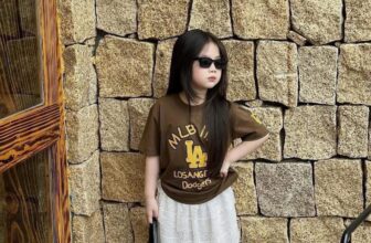 [🆕🇻🇳]  EM BÉ CUA – Chuyên order Quảng Châu cao cấp, thời trang phong cách, thương hiệu, VNXK  🧑‍🧒❤️️👶⭐️ rẻ như cho lun í
#sale dép về tay còn #99k nên e gom luônnnn trong đêm . siêu nhẹ á mụi ngừi .
Nâu nhạt – nâu đậm
– Bảng sz tham khảo(phom nhỏ)
24/25 :  , shares-0✔️ , likes-2❤️️ , date-2025-09-30 00:55:45🇻🇳🇻🇳🇻🇳📰🆕