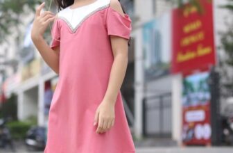 [🆕🇻🇳] MT Kids – Thời trang trẻ em 🧑‍🧒❤️️👶⭐️  Váy cotton A hở vai
…. CHẤT LIỆU : chất cotton 4c sg 100%, cotton loai 1, phối dây tạo điểm nhấn, thân sau có khóa giọt lệ dễ dàng khi bé mặc
Size 3-1 , shares-0✔️ , likes-3❤️️ , date-2019-06-14 03:07:48🇻🇳🇻🇳🇻🇳📰🆕