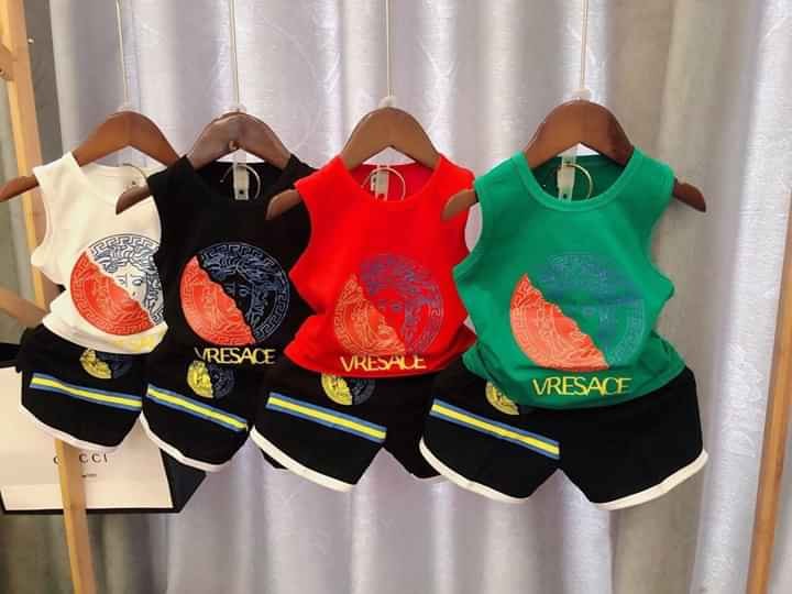 [🆕🇻🇳] Đồ trẻ em – chuyên sỉ lẻ đồ trẻ em 🧑‍🧒❤️️👶⭐️ KENZO phiên bản 2020 mới nhất cho các bé đây ạ
Giá : 8x / 1 bộ  Mua 3 bộ FREESHIP
Size từ 7 – 22 ký
chất liệu 100% cotton 4c thấm mồ hôi, thoáng mát c , shares-2✔️ , likes-2❤️️ , date-2020-04-05 04:47:26🇻🇳🇻🇳🇻🇳📰🆕