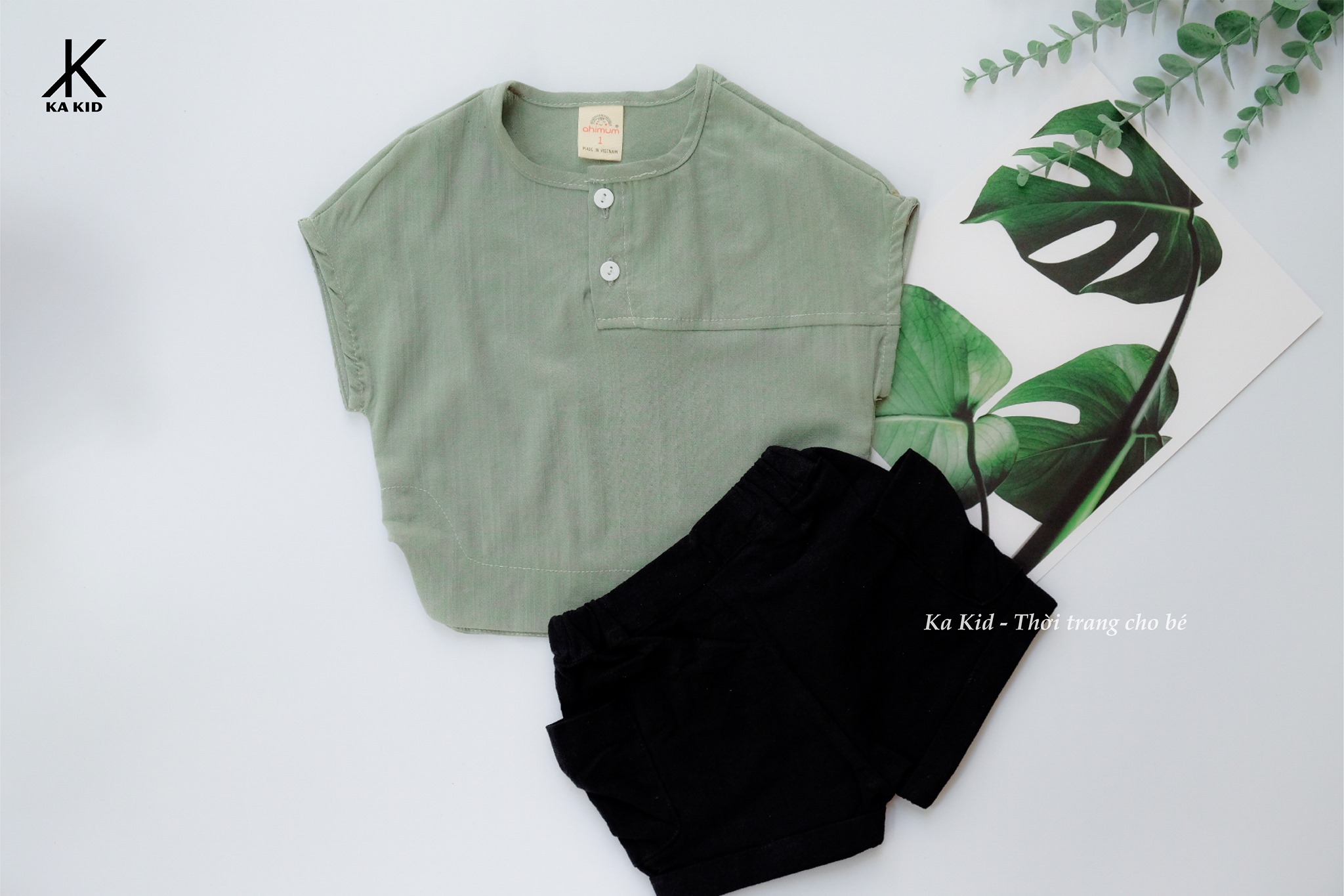 [🆕🇻🇳]  Ka Kid – Thời trang cho bé 🧑‍🧒❤️️👶⭐️ [ ÁO SƠ MI ĐŨI NHẬT ]
Nhìn hay hay mà đáng yêu quá Mom nhỉ???
Set sơ mĩ đũi nhật về đủ màu
Mặc đi chơi hay đi học đều xinh xắn luôn nhé
Chất vải mềm mị , shares-0✔️ , likes-6❤️️ , date-2020-06-29 20:51:16🇻🇳🇻🇳🇻🇳📰🆕