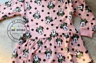 [🆕🇻🇳]  BB.Store – Hàng hiệu xuất xịn cho bé yêu 🧑‍🧒❤️️👶⭐️ 𝐆𝐎́𝐂 𝐀̉𝐍𝐇 𝐓𝐇𝐀̣̂𝐓Váy nỉ Ⓗ hàng cắt mác chuẩn hãng số lượng cực ít
Vào mùa thì chắc chắn không kiếm được mẫu xịn ntn luôn ạ
Hàng về em chụp cận chất vải v , shares-0✔️ , likes-2❤️️ , date-2020-08-29 04:31:43🇻🇳🇻🇳🇻🇳📰🆕