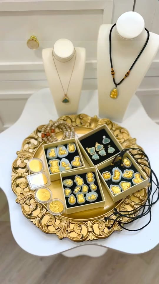 [🆕🇻🇳] Stellar Kids – Thời Trang Cho Bé Yêu 🧑‍🧒❤️️👶⭐️ Vòng Ngọc Dát Vàng 24K: Biểu Tượng May Mắn Cho Cuộc Sống Thịnh VượngKhám phá sự kết hợp hoàn hảo giữa tinh hoa văn hóa và nghệ thuật thủ công với bộ sưu , shares-2✔️ , likes-4❤️️ , date-2024-10-09 04:45:11🇻🇳🇻🇳🇻🇳📰🆕