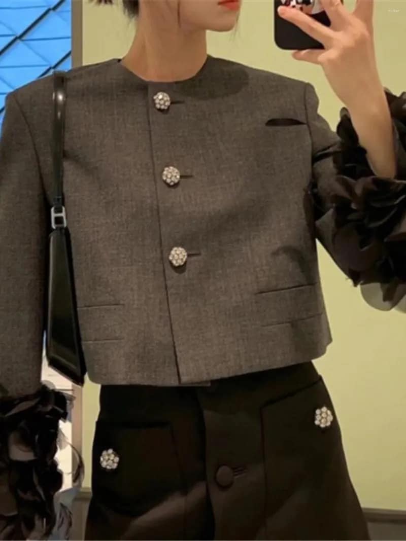 [🆕🇻🇳] Tahu Shop Hàng Hiệu VNXK  👕 Top1Fashion 👗   TÚI TRỐNG DU LỊCHKích thước | 52cm x 30cm x 25cm
Chất liệu 100% polyester chống thấm
Sức chứa được 20 bộ đồ. Có ngăn đựng giày
Full tem tag + on web , shares-0✔️ , likes-6❤️️ , date-2024-10-17 18:46:31🇻🇳🇻🇳🇻🇳📰🆕