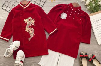 [🆕🇻🇳] Đậu Đậu shop 🧑‍🧒❤️️👶⭐️ TẾT ĐẾN RỒI !
SALE CỰC LỚN LÊN đến 50% chỉ #1xx.
Áo dài kèm quần trắng và mấn đầu cho bé Gái.
Áo dài kèm cho bé Trai.
Áo bé Trai hình rồng thêu sắc nét , shares-0✔️ , likes-3❤️️ , date-2021-12-29 04:54:44🇻🇳🇻🇳🇻🇳📰🆕