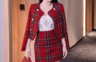 [🆕🇻🇳] NuHye Dehi – Chuyên Hàng Thời Trang Thiết Kế, Thời Trang hot trend 👕 Top1Fashion 👗  Set dạ khuy đồng nhà em cập bến đây ạ. Hàng hai lớp ạ
Size: S/M/L
Màu sắc: Đỏ Đô
Nhận hàng – Kiểm Tra – Thanh toán
————————————-
, shares-0✔️ , likes-8❤️️ , date-2024-12-28 16:10:39🇻🇳🇻🇳🇻🇳📰🆕