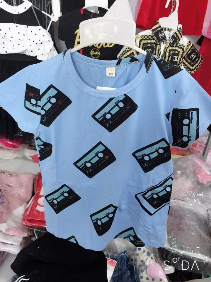 [🆕🇻🇳]  Baby Kids Shop chuyên cung cấp Hàng thiết kế , hàng quãng châu 🧑‍🧒❤️️👶⭐️ Áo bé trai còn sót vài cái
Size : 10ki-18ki Hàng qc
Sale : #35k/ cai
, shares-1✔️ , likes-1❤️️ , date-2022-04-03 13:39:49🇻🇳🇻🇳🇻🇳📰🆕