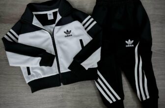 [🆕🇻🇳] Bin Kids Store 🧑‍🧒❤️️👶⭐️ Bộ này phải gọi là truấtt luôn ba mẹ ơi. Em về được 50b Phối màu đẹp chuẩn. Ba nhanh tay đặt hàng không vào mùa không có hàng đâu ạ
Chất polyy dày dặn khô , shares-0✔️ , likes-5❤️️ , date-2024-10-17 06:33:57🇻🇳🇻🇳🇻🇳📰🆕