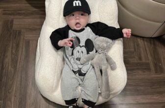 [🆕🇻🇳]  Sam Baby – ORDER thời trang trẻ em QCCC 🧑‍🧒❤️️👶⭐️ Tone này mê xỉuuuu
Body micki siu sangg
Chất nỉ đẹp xỉu ạaaa
Mềm mịn mướt tay lắmMỜI CÁC BÁC CHỐT ĐƠN
size tham khảo:
𝚂𝚒𝚣𝚎 𝟼𝟼: 𝟻-𝟽𝚔𝚐
𝚂𝚒𝚣𝚎 𝟽𝟹: 𝟽-𝟿𝚔𝚐
𝚂𝚒𝚣 , shares-0✔️ , likes-0❤️️ , date-2024-10-18 16:19:44🇻🇳🇻🇳🇻🇳📰🆕