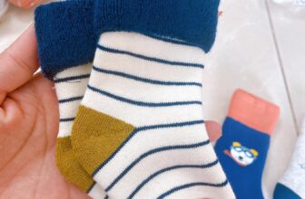 [🆕🇻🇳] Bibo Store – Chuyên quần áo baby xuất dư xịn, độc lạ  🧑‍🧒❤️️👶⭐️  Rét sun người là có thật.
E còn ít tất cho bé các hãng carter, xuất Nhật, rất cổ ngắn, tất xù dày,
size 3-8cm bé dưới 1 tuổi
size 9-14cm bé 1-2 tuổi
, shares-0✔️ , likes-3❤️️ , date-2022-12-06 04:19:06🇻🇳🇻🇳🇻🇳📰🆕