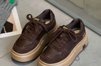 [🆕🇻🇳] Hoàng Kim 👕 Top1Fashion 👗  Thể thao miumiu da mờ
Phối da lộn đế nâng bằng 5.5cm
Sz 35-39 FULLBOX
, shares-0✔️ , likes-1❤️️ , date-2024-11-06 05:43:35🇻🇳🇻🇳🇻🇳📰🆕