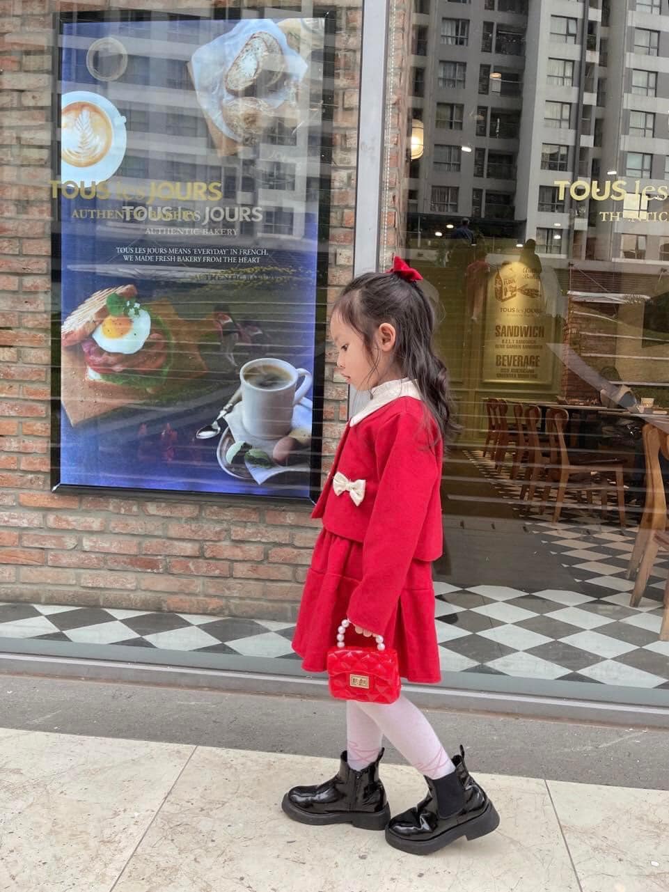 [🆕🇻🇳] Su Kids – Thời trang trẻ em Đà Nẵng 🧑‍🧒❤️️👶⭐️ Set đỏ diện tết xưng xỉu . Sale còn 135k ạ
, shares-0✔️ , likes-1❤️️ , date-2024-02-02 18:48:08🇻🇳🇻🇳🇻🇳📰🆕