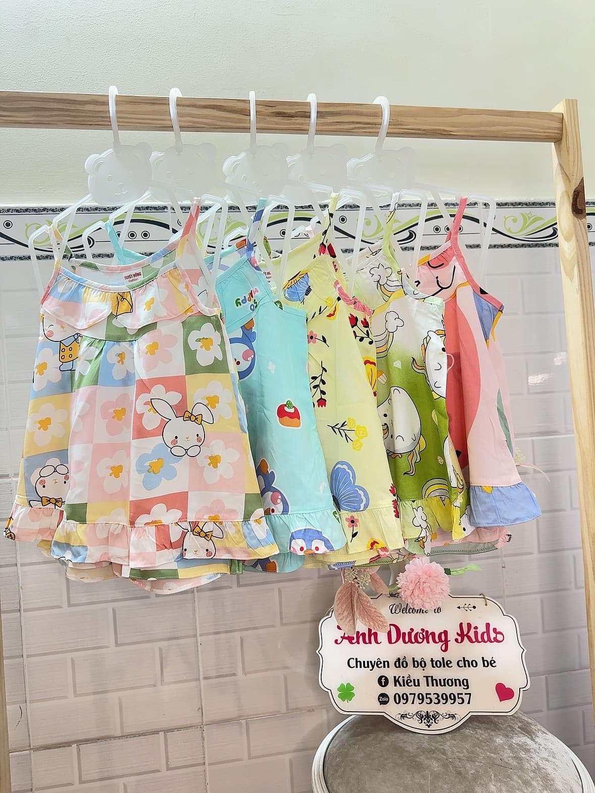 [🆕🇻🇳] Ánh Dương Kids 🧑‍🧒❤️️👶⭐️ Thời tiết bắt đầu nắng nóng rồi thì đồ tole là lựa chọn hàng đầu cho các con nha các mẹ
Mẫu tole dây siêu mịn siêu mát
Bao kiểm tra hàng nha các mẹ
, shares-1✔️ , likes-16❤️️ , date-2024-02-19 22:36:47🇻🇳🇻🇳🇻🇳📰🆕