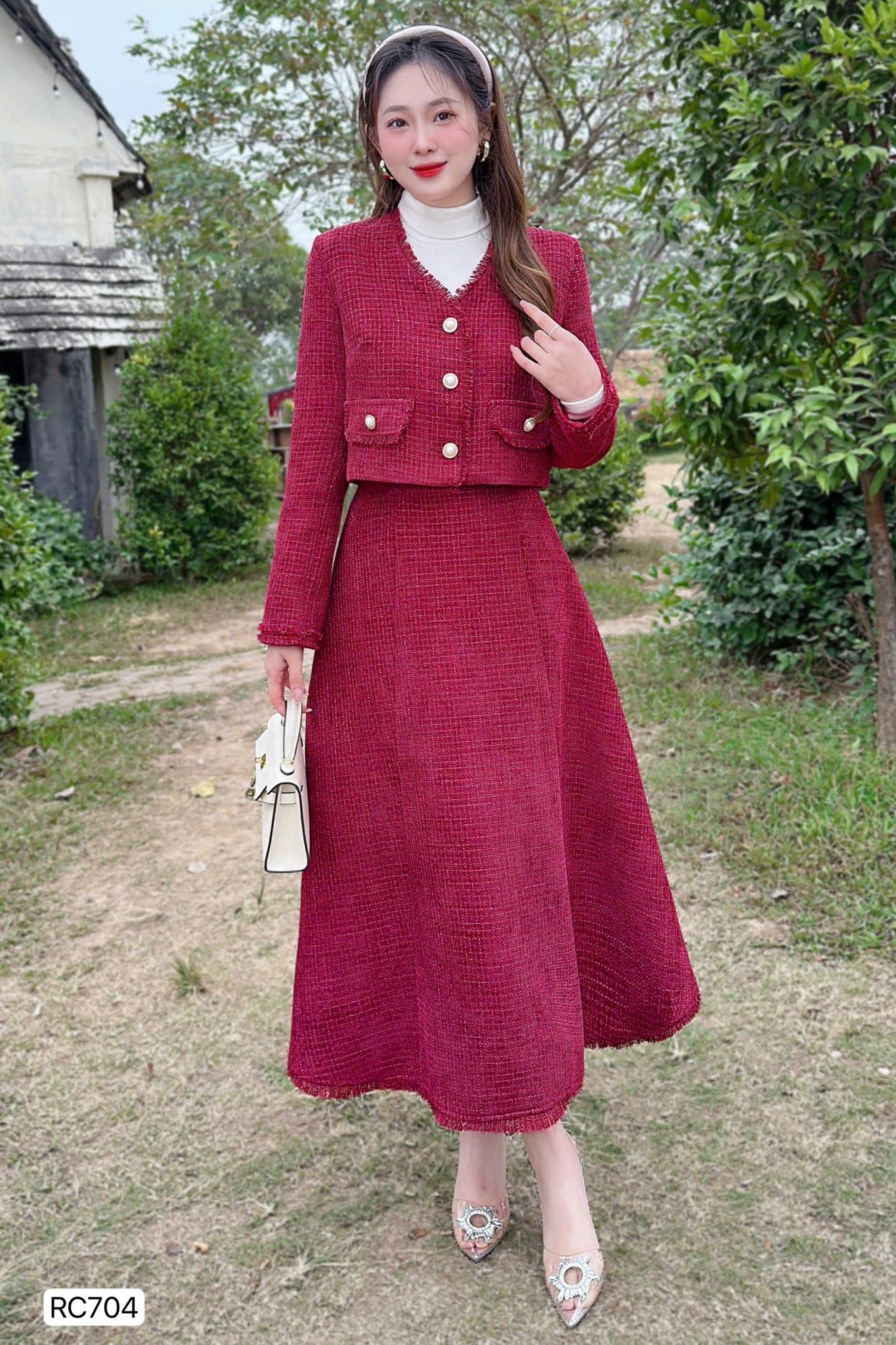 [🆕🇻🇳] Váy đầm dự tiệc 👕 Top1Fashion 👗  SET THIẾT KẾ VẢI DẠ HÀN CAO CẤP
Giá lẻ 790kSet thiết kế chất liệu vải dạ Hàn, vải mềm mịn, được ép mùng dày dặn, váy may kỹ 2 lớp, thiết kế trẻ trung thờ , shares-0✔️ , likes-0❤️️ , date-2024-12-24 05:59:20🇻🇳🇻🇳🇻🇳📰🆕