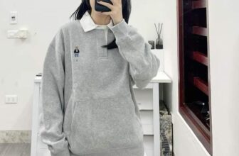 [🆕🇻🇳] Shop Bố Tằm – Chuyên đồ trẻ em xách tay giá tốt 🧑‍🧒❤️️👶⭐️ [WHOAU SẴN]Áo sweater cổ polo phối túi thời trang Whoau chính hãng Hàn Quốc | WHMAC4931UÁo sweater có cổ Whoau brand có kiểu dáng năng động trẻ trung, , shares-0✔️ , likes-3❤️️ , date-2023-02-24 06:40:37🇻🇳🇻🇳🇻🇳📰🆕