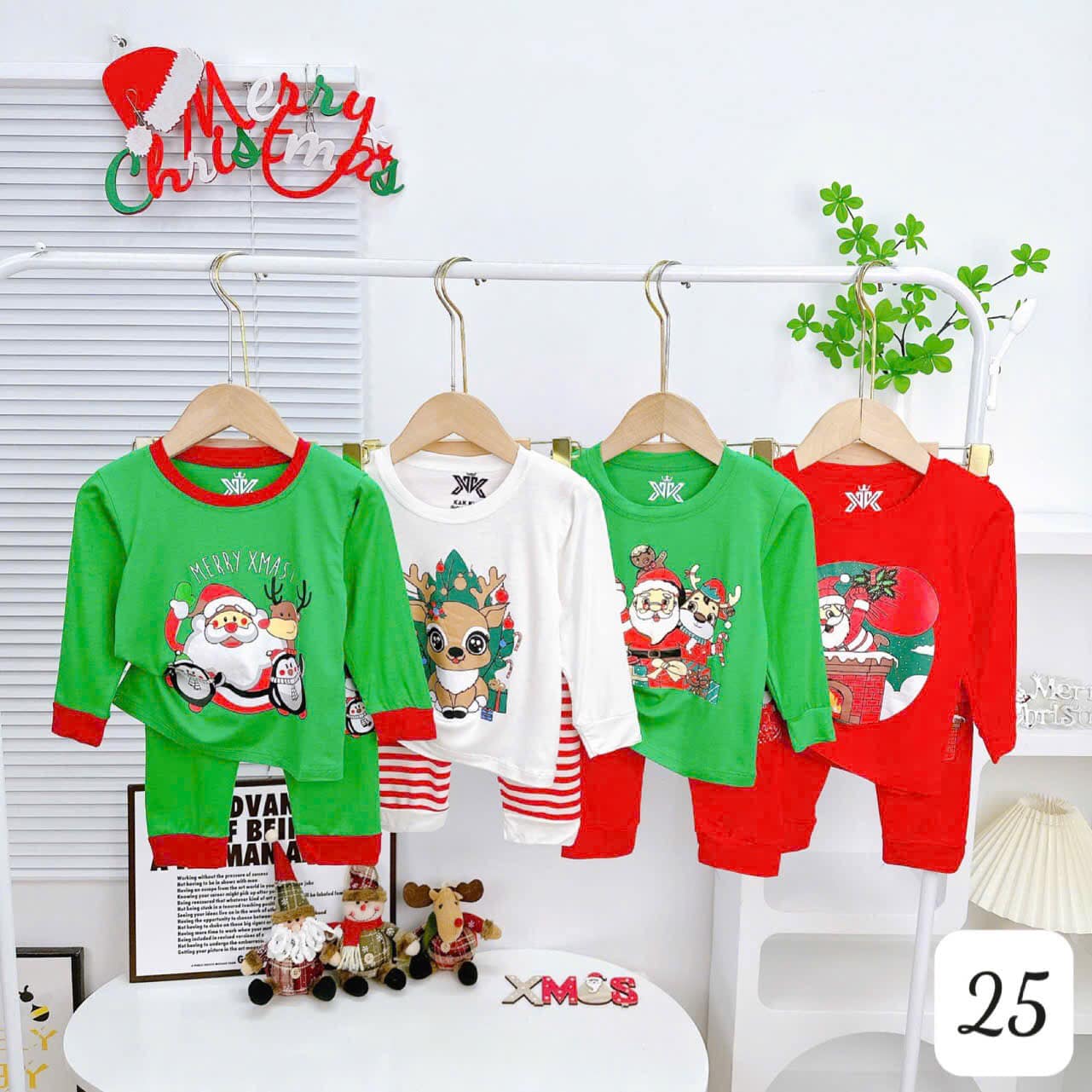 [🆕🇻🇳] Shop Gấu Yêu – Thời Trang & Phụ Kiện Dành Cho Bé 🧑‍🧒❤️️👶⭐️ Merry Christmas !
Sắp tới giáng sinh rồi Mom nhanh tay đặt cho bé bộ đón noel đi ạ
Mẫu noel năm nào cũng cháy hàng sớm lắm ạ
Chất liệu co giãn 4 chiều g , shares-0✔️ , likes-4❤️️ , date-2024-10-24 15:45:46🇻🇳🇻🇳🇻🇳📰🆕