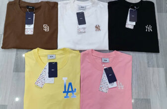 [🆕🇻🇳]  SULU – Hàng xuất khẩu – Chuyên sỉ và lẻ quần áo trẻ em xuất khẩu 🧑‍🧒❤️️👶⭐️ Áo MLB em còn 3 cái duy nhất SIZE L khoảng 65kg mặc thoải mái
MÀU NÂU, MÀU HỒNG VÀ MÀU VÀNG
Ai hốt nốt giúp em giá SỐC luôn hết kho chỉ #250k/3 áo luôn ạh , shares-0✔️ , likes-1❤️️ , date-2025-01-07 18:36:14🇻🇳🇻🇳🇻🇳📰🆕