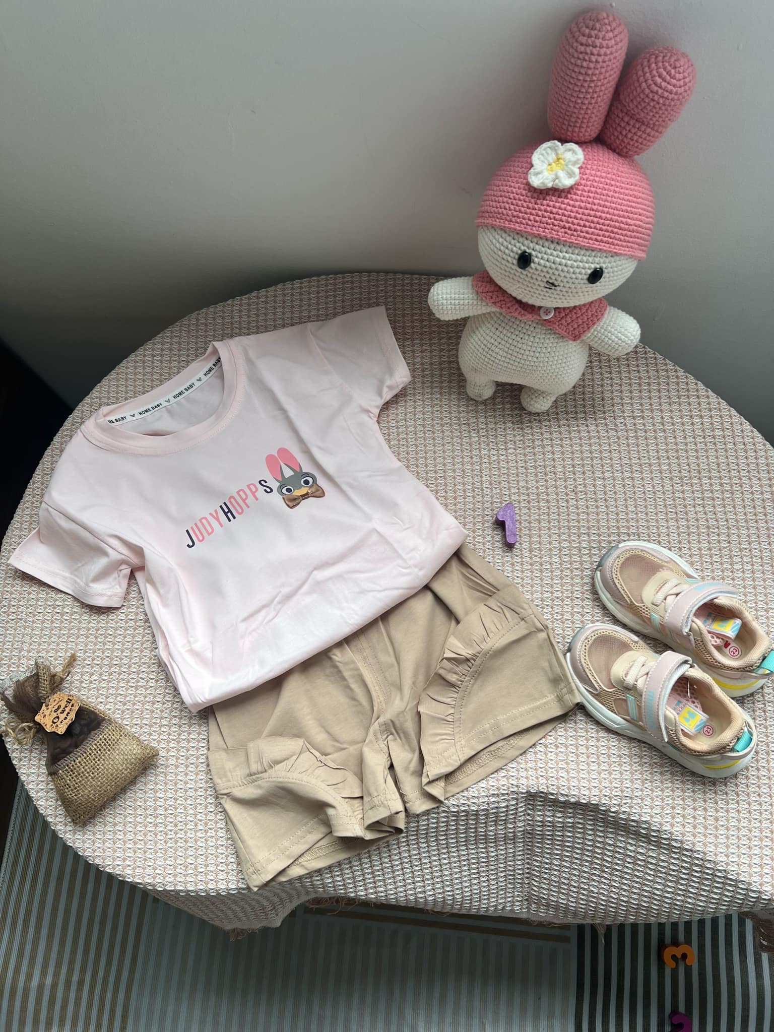 [🆕🇻🇳]  Tí Nị – Quần áo trẻ em Xuất hàn 🧑‍🧒❤️️👶⭐️  Mùa Hè Sôi Động – Quần Áo Trẻ Em Mới Về!
Set đồ  hè cho bé gái chất liệu cotton
Chỉ với 90k/ set đã có ngay bộ đồ vừa đi học vừa đu chơi cho các béM , shares-0✔️ , likes-136❤️️ , date-2025-04-01 17:54:11🇻🇳🇻🇳🇻🇳📰🆕