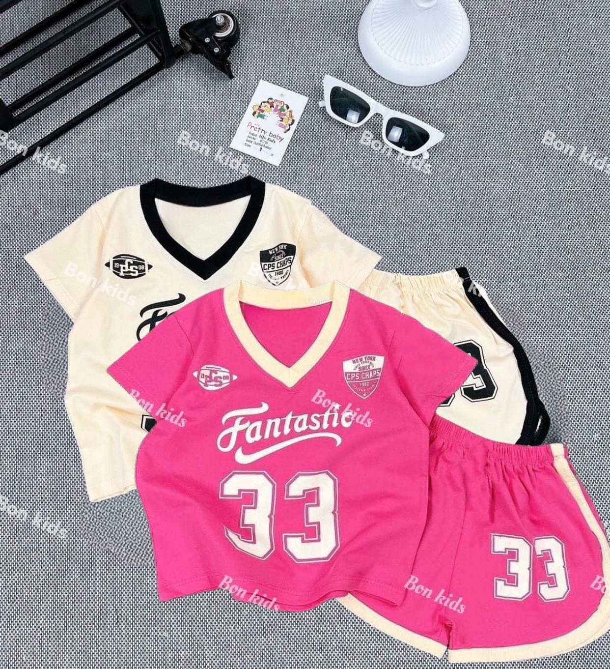 [🆕🇻🇳]  Bon Kids Shop – Thời trang trẻ em – CHUYÊN SỈ & LẺ THỜI TRANG TRẺ EM!!! 🧑‍🧒❤️️👶⭐️ Mẫu thể thao cổ tim cực xinh cho các bé
Hàng em về đủ size 14-35kg nha
Sỉ-lẻ nhanh tay qua shop em nha mn
, shares-0✔️ , likes-12❤️️ , date-2025-04-04 17:26:05🇻🇳🇻🇳🇻🇳📰🆕