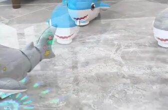 [🧸️🇻🇳] Baby Shark Shop – Đồ chơi thông minh – đồ chơi trí tuệ cho bé, Baby Shark Shop 🎈Top1Toys🧸️  B\u00e9 n\u00e0o c\u0169ng m\u00ea ch\u00fa c\u00e1 m\u1eadp ngay l\u1ea7n \u0111\u1ea7u g\u1eb7p \ud83d\ude06\ud83d\udc33\nCh\u00fa c\u00e1 m\u1eadp l\u00 , shares-0✔️ , likes-13❤️️ , date-2025-04-12 02:49:00🇻🇳🇻🇳🇻🇳📰🆕