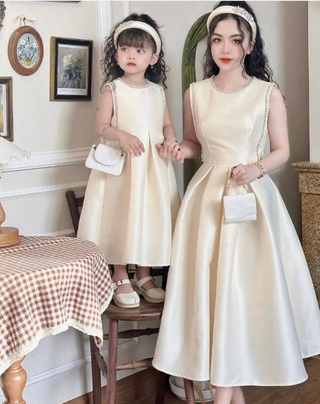 [🆕🇻🇳] Tổng Kho Sỉ Bảo An ĐỒNG PHỤC GIA ĐÌNH 🧑‍🧒❤️️👶⭐️ MUA VÁY MẸ TẶNG VÁY CON
Sẵn bé :5kg _ 60kg , mẹ: 35kg _ 150kg nhé các tình yêu
 , shares-1✔️ , likes-9❤️️ , date-2025-03-21 17:10:29🇻🇳🇻🇳🇻🇳📰🆕