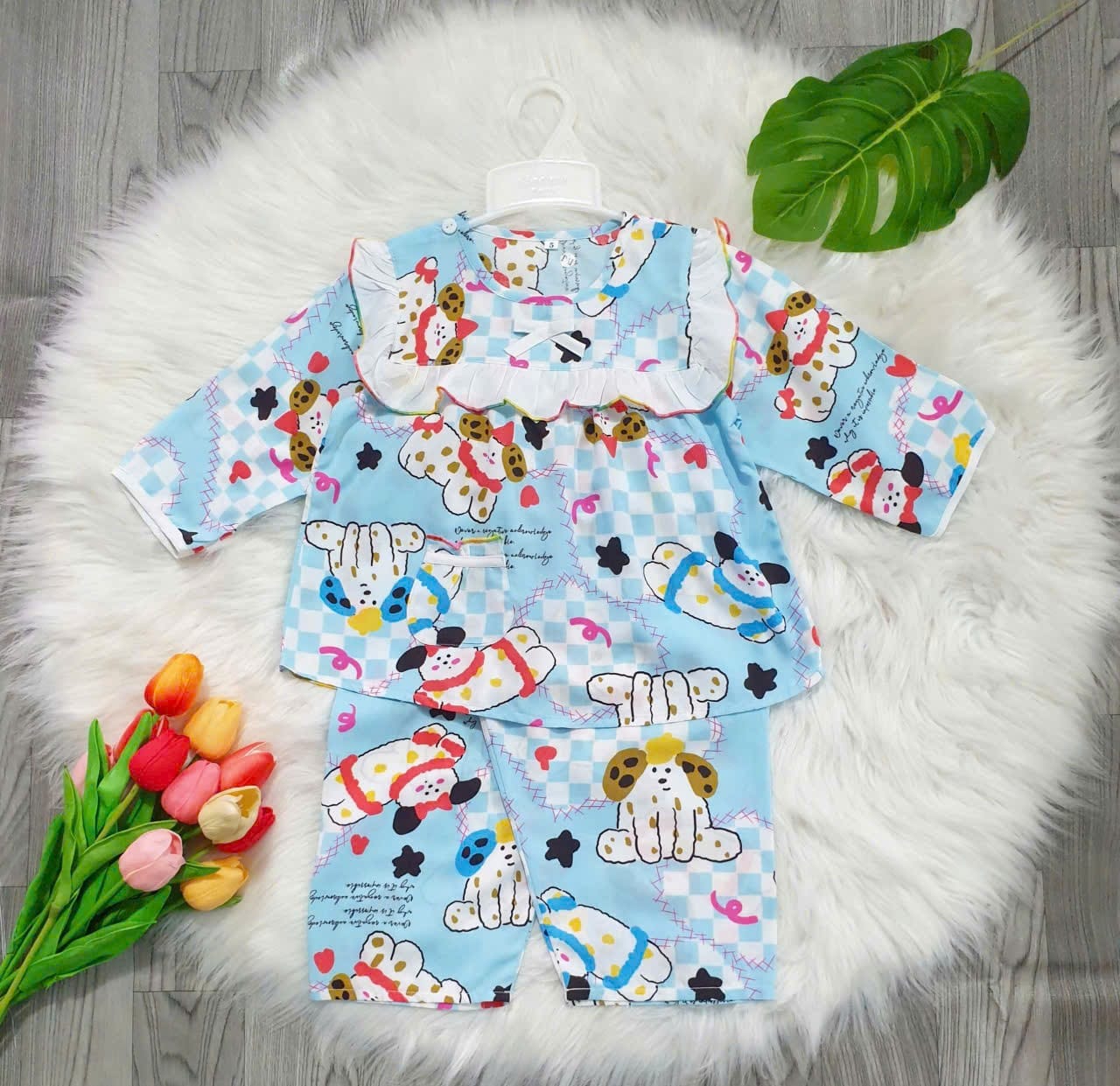 [🆕🇻🇳] Đồ Mặc Nhà Cho Bé – Nhí Shop – cung cấp đầy đủ các mẫu mặc nhà cho bé 🧑‍🧒❤️️👶⭐️ Thời tiết chuyển mùa lạnh rồi mẹ ơi, bé cần đồ dài lắm mẹ nè.Bộ tole dài tay ủ ấm siêu siêu dễ thương bé gái sz L (31-35kg) mẹ nhé.Mỗi sz có giá khá , shares-0✔️ , likes-3❤️️ , date-2024-12-17 22:09:30🇻🇳🇻🇳🇻🇳📰🆕