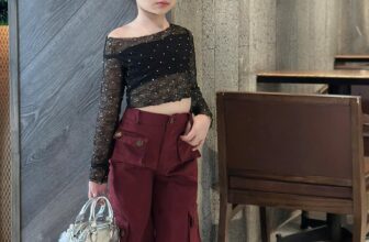 [🆕🇻🇳] Milk – Style For Baby – Đồ trẻ em 🧑‍🧒❤️️👶⭐️ Sàn chụp xấu bao nhiêu thì mẫu lên đẹp bý nhiu
Top những chiếc quần các mẹ yêu cầu e gom lại đây ạ
Form phải nói là đỉnh chóp
Sét quần kaki mix áo ren đín , shares-0✔️ , likes-0❤️️ , date-2024-12-22 21:45:03🇻🇳🇻🇳🇻🇳📰🆕