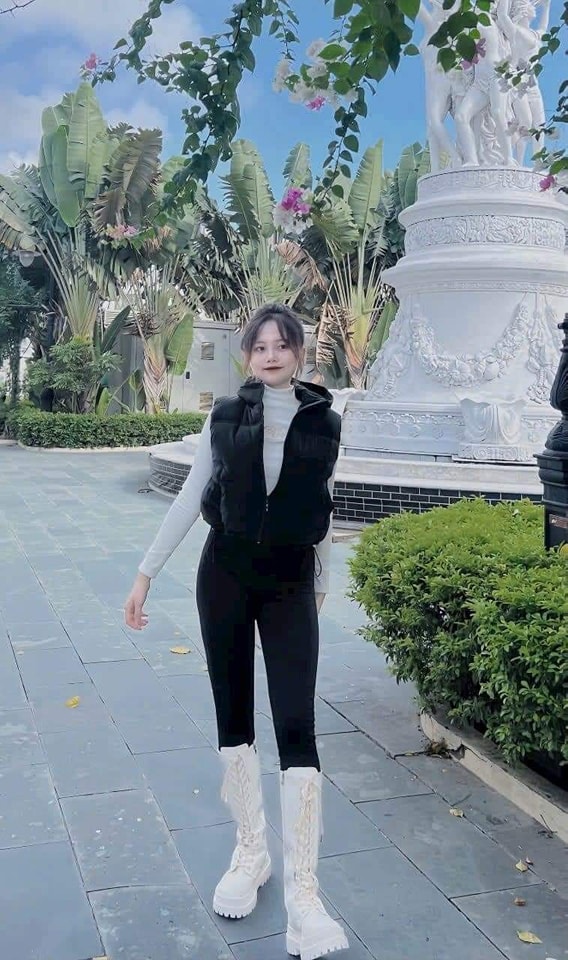 [🆕🇻🇳] Váy thiết kế sang chảnh 👕 Top1Fashion 👗  Phao zile xinh mà rẻ quá khách ơi
#149k thui
Báo màu kèm cân nặng e phần ạ
, shares-0✔️ , likes-6❤️️ , date-2023-11-11 20:22:10🇻🇳🇻🇳🇻🇳📰🆕