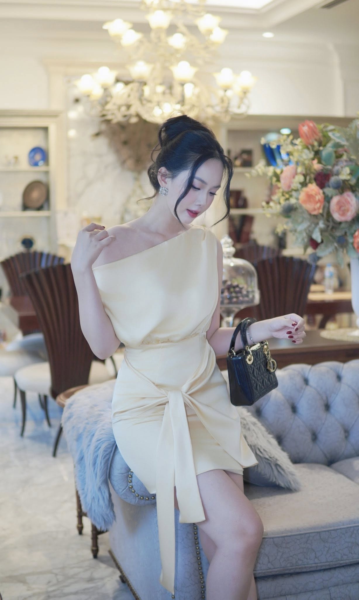 [🆕🇻🇳] Thời trang Hương Trà 1 👕 Top1Fashion 👗  Qua sông thì phải lụy thuyền
mình làm ra tiền thì phải lụy ai?#thời trang nữ #váy sơ mi #vaysomi #thoitrangdaopho #thờitrangdạophố , shares-0✔️ , likes-9❤️️ , date-2025-04-26 16:39:31🇻🇳🇻🇳🇻🇳📰🆕