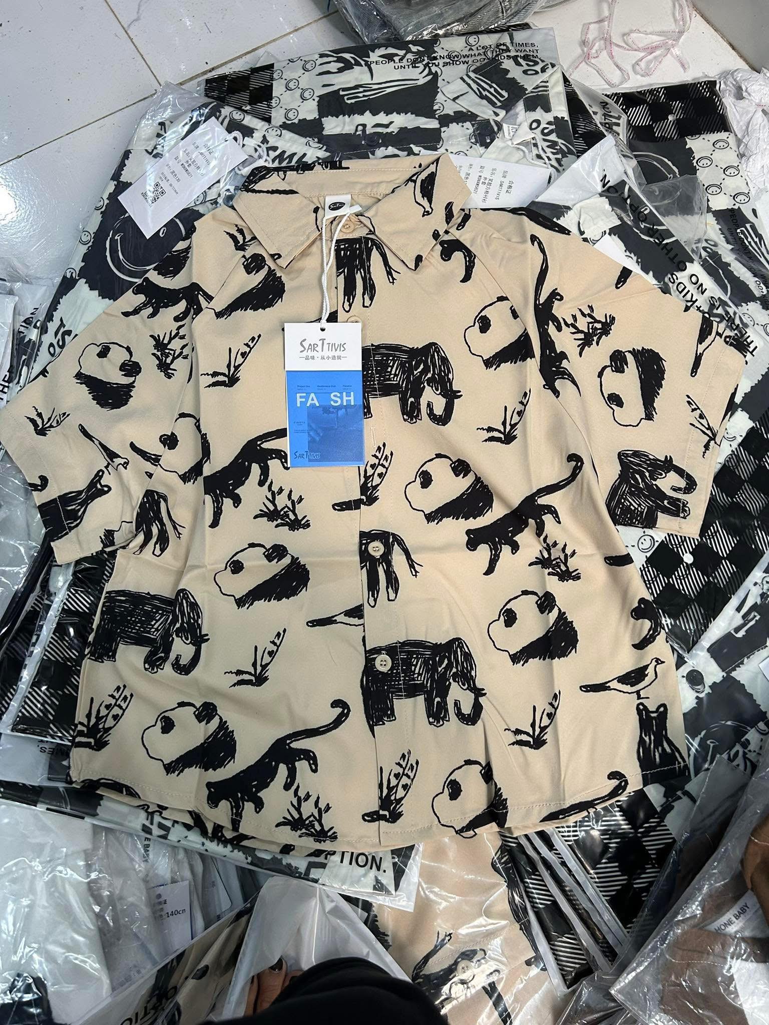 [🆕🇻🇳] Chíp Bông Kids – Quần Áo Trẻ Em Cao Cấp  🧑‍🧒❤️️👶⭐️ Mã này phải nói chất siêu của đỉnh, mát lạnh mà không bao giờ nhăn vải, chất liệu cực xịn
E còn 22-24; 30-33; 35-38; 40-45; 45-50; 50-55
Trai gái đều được , shares-0✔️ , likes-0❤️️ , date-2025-03-21 18:50:48🇻🇳🇻🇳🇻🇳📰🆕