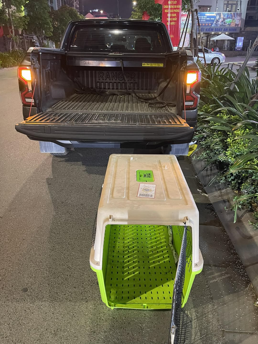 [🆕🇻🇳] Paws Pet House 🐶🦜 Top1Pets 🐱🐠 𝘾𝙖́𝙘 𝙘𝙤𝙣 đ𝙤̛̣𝙞 𝙗𝙖 𝙢𝙚̣
Bên Paws Pet House đang có chương trình ưu đãi giãm mạnh 20%-30% mõi bé.Các bé từ 2-8 tháng tuổi ạ .
Tim chủng đầy đủ .
Bảo hi , shares-1✔️ , likes-64❤️️ , date-2025-05-05 02:38:02🐶🐱🇻🇳🇻🇳🇻🇳📰🆕