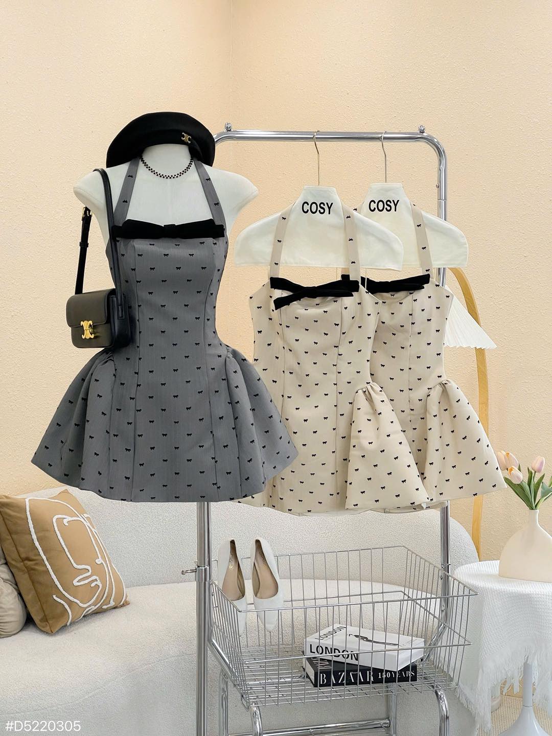 [🆕🇻🇳] Mỹ Linh House – Chuyên Sỉ – Lẻ Thời Trang Nữ Thiết Kế  👕 Top1Fashion 👗  #D5220305
Đầm chấm bi be xám cúp ngực cổ yếm đính nơ
Size: Xám S , Kem M
2️⃣8️⃣5️⃣
, shares-0✔️ , likes-0❤️️ , date-2025-05-08 21:54:31🇻🇳🇻🇳🇻🇳📰🆕