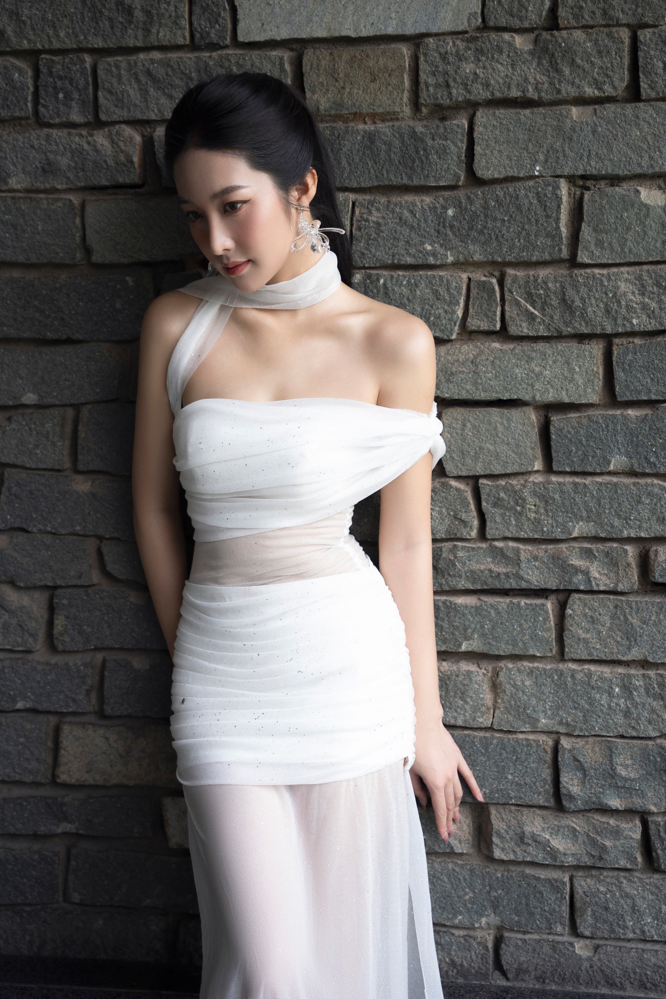 [🆕🇻🇳] LaT Atelier 👕 Top1Fashion 👗  It seems that all the girls are elegant and trendy when wearing the sparkling Nadden Dress
Lookbook x Feedback
, shares-0✔️ , likes-4❤️️ , date-2025-05-13 02:56:18🇻🇳🇻🇳🇻🇳📰🆕