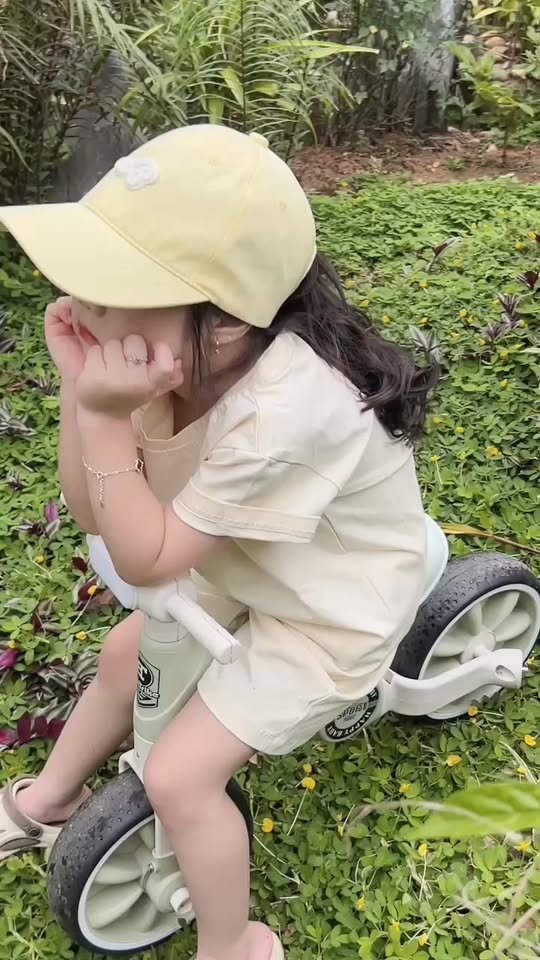 [🆕🇻🇳] Bob Kids -Clother for chilren 🧑‍🧒❤️️👶⭐️ MẶC ĐỒ MÓN XINH – BÉ RINH HẾT CHÉN
TRỢ GIÁ ĐẾN #40% – SET LUCK đã lên kệ tha hồ cho các MOM lựa chọn ạChất liệu nhập khẩu mềm, mát cho bé yêu thoải mái v , shares-0✔️ , likes-1❤️️ , date-2025-05-29 21:13:45🇻🇳🇻🇳🇻🇳📰🆕