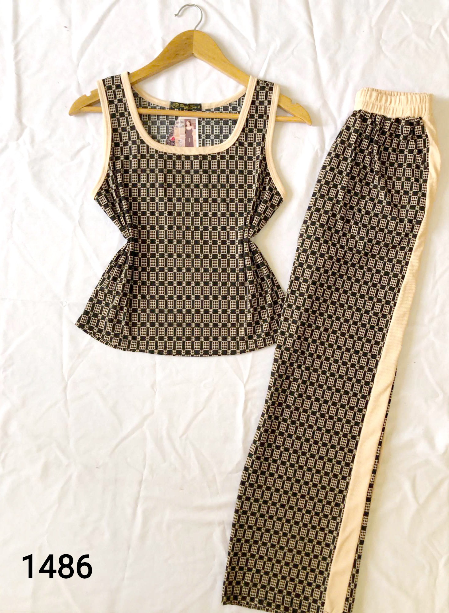 [🆕🇻🇳] Chuyên sỉ & lẻ đồ bộ giá rẻ Cần Thơ 👕 Top1Fashion 👗  HÀNG MỚI VỀ – GIÁ SIÊU RẺ
Tăm lạnh quần dài giá 99kkkk/bộ, Tole Thái tay ngắn quần lửng GIÁ 69kkkk/bộ , quần dài GIÁ 79kkkkk/BỘ (size 45 – 75kg)
Hình th , shares-1✔️ , likes-81❤️️ , date-2025-06-01 21:45:41🇻🇳🇻🇳🇻🇳📰🆕