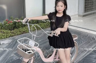 [🆕🇻🇳]  Mây Mây Kids – Cửa hàng quần áo 🧑‍🧒❤️️👶⭐️ Áo váyy lụa cátt mátt xinh đỉnhh luônn í
các bạn í mặc giấu quần như Mây là đẹp lun nha,bên trong mặc sooc hoặc legging ngắn thui ạ,chứ như Mây là chỉ thíc , shares-0✔️ , likes-12❤️️ , date-2025-06-30 21:18:40🇻🇳🇻🇳🇻🇳📰🆕