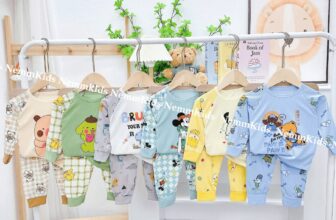 [🆕🇻🇳]  Nemm Kids – Thời trang bé yêu  🧑‍🧒❤️️👶⭐️  [NemmKids] Combo 4 Bộ Dài Tay Tăm Lụa – Họa Tiết Hoạt Hình Siêu Yêu Cho Bé Trai
Combo gồm 4 bộ dài tay, mỗi bộ 1 họa tiết hoạt hình siêu đáng yêu – bé m , shares-0✔️ , likes-3❤️️ , date-2025-06-20 18:50:14🇻🇳🇻🇳🇻🇳📰🆕