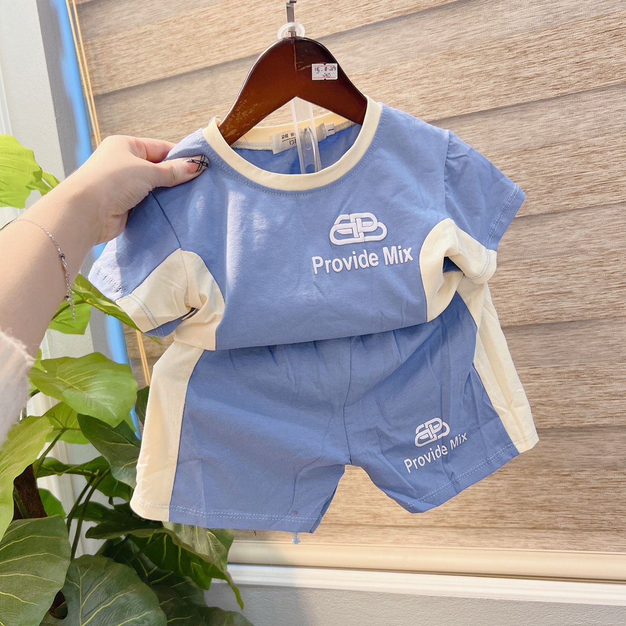 [🆕🇻🇳] Stella Dress – Chuyên cho thuê váy thiết kế chính hãng 👕 Top1Fashion 👗   Brand: Páramo
Giá thuê: 350k/ 3 ngày
Giảm 10% giá thuê váy trong ngày (24h) với đơn nội thành HN
Miễn phí vận chuyển 1 chiều gửi váy với đơn nội thàn , shares-0✔️ , likes-2❤️️ , date-2025-06-30 23:12:25🇻🇳🇻🇳🇻🇳📰🆕