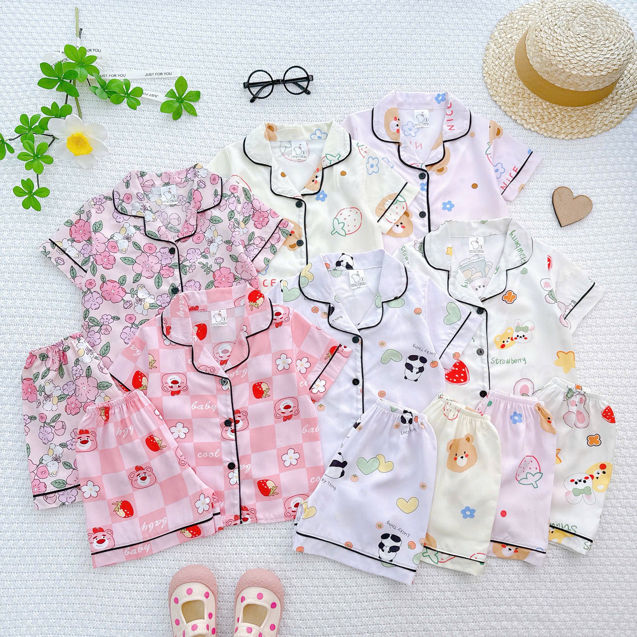 [🆕🇻🇳]Búp Store – Chuyên phụ kiện cho bé 🧑‍🧒❤️️👶⭐️ Pizama bé gái siêu dễ thương
Giá siêu hời: Chỉ #79k/bộ
Size đa dạng:
– Sz1: 8-10kg
– Sz2: 10-12kg
– Sz3: 12-14kg
– Sz4: 14-16kg
– Sz5: 16-18kg
**Ư , shares-1✔️ , likes-25❤️️ , date-2025-07-02 18:47:01🇻🇳🇻🇳🇻🇳📰🆕