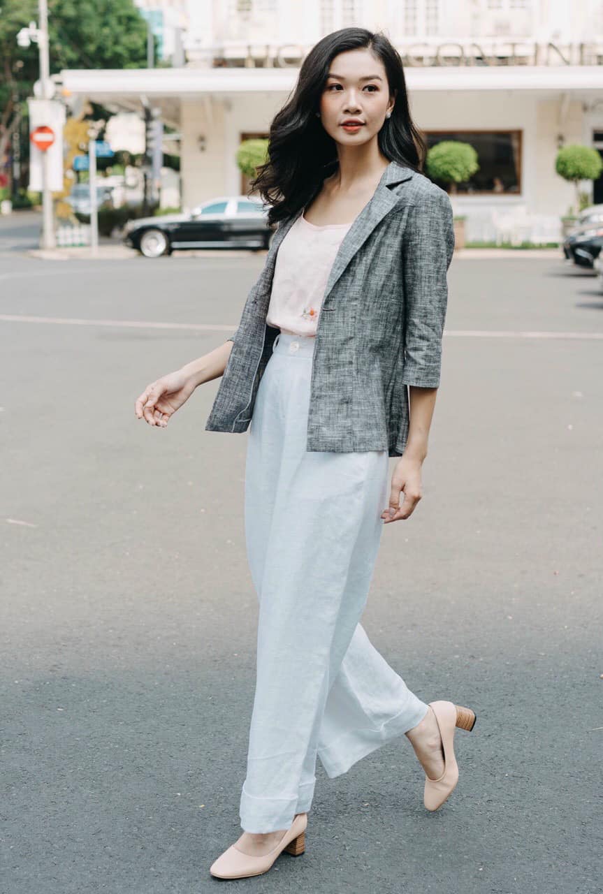 [🆕🇻🇳]  TAY – Tay is a dream that we made by hands 🧑‍🧒❤️️👶⭐️  𝐍â𝐧𝐠 𝐭ầ𝐦 𝐩𝐡𝐨𝐧𝐠 𝐜á𝐜𝐡 𝐯ớ𝐢 á𝐨 𝐤𝐡𝐨á𝐜 𝐛𝐥𝐚𝐳𝐞𝐫 𝐧𝐠ắ𝐧
Dù là xuống phố hay đến văn phòng, một chiếc áo khoác blazer nhẹ nhàng luôn là “vũ khí thời trang” giúp bạn  , shares-0✔️ , likes-2❤️️ , date-2025-07-15 18:26:57🇻🇳🇻🇳🇻🇳📰🆕