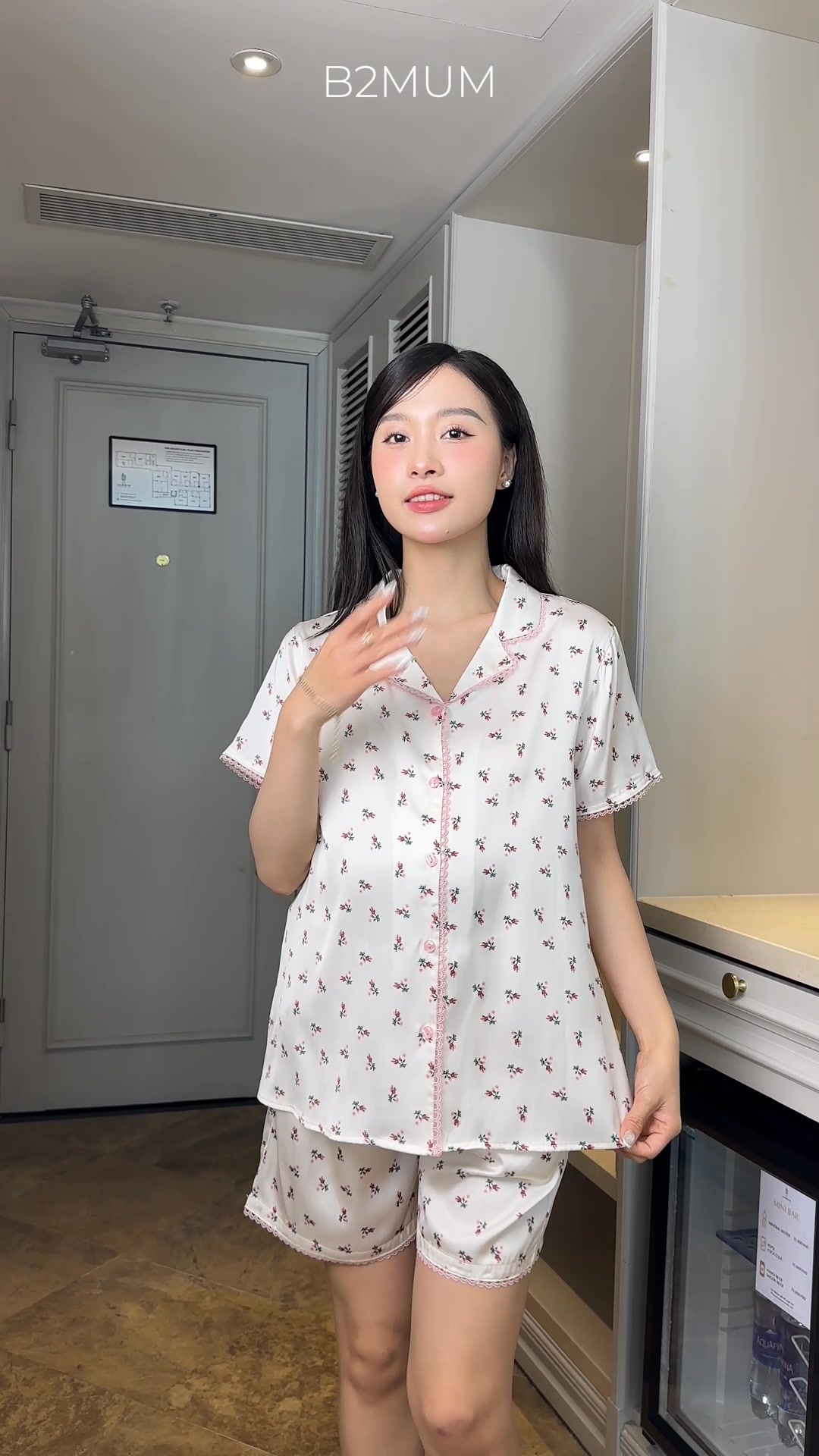 [🆕🇻🇳] VNXK RẤT ĐẸP 👕 Top1Fashion 👗  Nàng đang tìm mã quần ôm gọn bụng & mông, bận hàng ngày và ôm gọn cho cả những “ngày ấy” thì thử qua em này nhé.
———
Quần lót nữ R.B seamless  – một  , shares-0✔️ , likes-5❤️️ , date-2025-07-20 02:06:38🇻🇳🇻🇳🇻🇳📰🆕