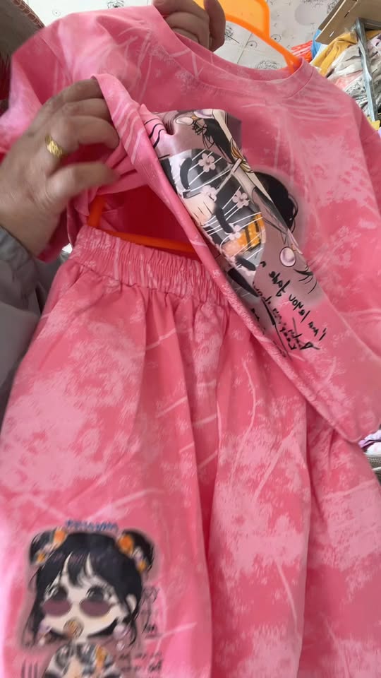 [🆕🇻🇳]  Buôn Sỉ Phụ Kiện, Đồ Sơ Sinh – An Hân 🧑‍🧒❤️️👶⭐️ Tiếp tục nào ace ưi  e vẫn sỉ phụ kiện mẹ và bé ạ rất nhiều mã hàng ạ . Sỉ lh e nha hoặc zl e thêm vào nhóm sỉ ạ
, shares-0✔️ , likes-0❤️️ , date-2025-08-01 04:25:55🇻🇳🇻🇳🇻🇳📰🆕