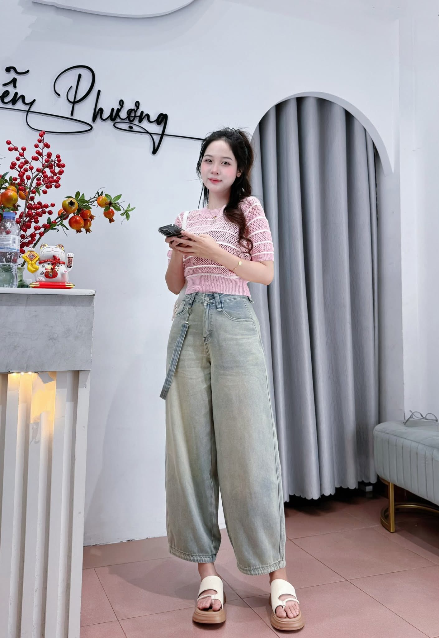 [🆕🇻🇳] Shop Phượng Nguyễn Chuyên bán buôn bán lẻ quần áo giày dép Nữ 👕 Top1Fashion 👗  Siu phẩm quần bom mã mới hot hit sz s m 310k, dây tháo rời được nha
Áo len mongtoghi 160k
, shares-0✔️ , likes-6❤️️ , date-2025-08-16 03:52:29🇻🇳🇻🇳🇻🇳📰🆕