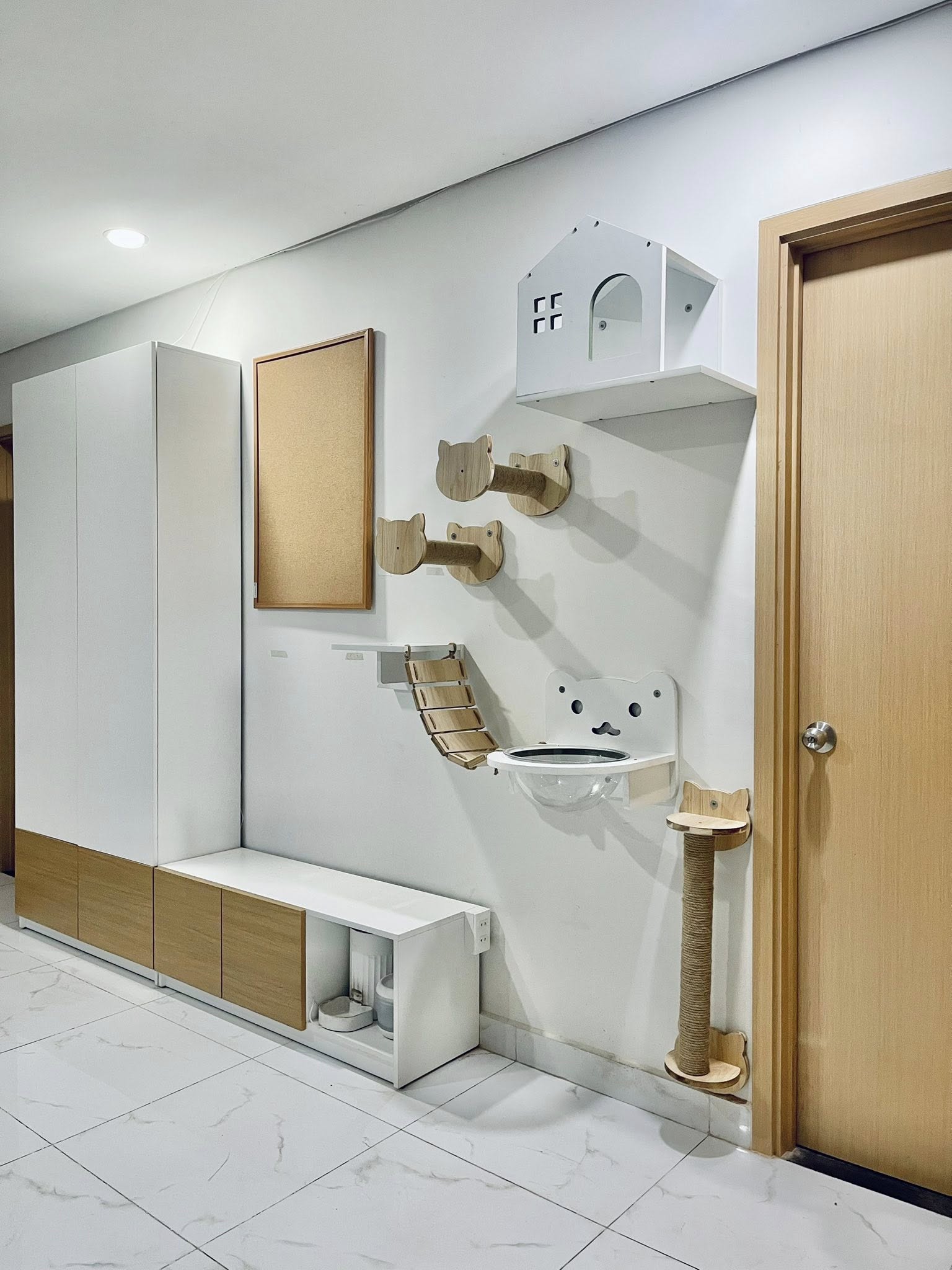 [🆕🇻🇳] NÂU PET SHOP – Chuyên sản xuất chuồng gỗ cho thú cưng, cattree, đồ chơi cho chó, mèo 🐶🦜 Top1Pets 🐱🐠 Thi công xong 1 góc vui chơi của mèo cho a khách, không gian căn hộ sang trọng, hài hoà.𝘐𝘯𝘣𝘰𝘹 𝘩𝘰𝘢̣̆𝘤 𝘢𝘥𝘥 𝘻𝘢𝘭𝘰 0909200695 đ𝘦̂̉ đ𝘶̛𝘰̛̣𝘤 𝘵𝘶̛ 𝘷𝘢̂́𝘯 𝑐ℎ𝑖 𝑡𝑖𝑒̂ , shares-0✔️ , likes-2❤️️ , date-2025-08-16 02:34:00🐶🐱🇻🇳🇻🇳🇻🇳📰🆕