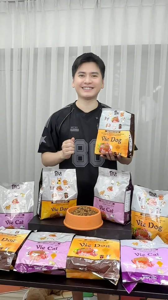 [🆕🇻🇳] Tớ Là Mon Mon 🐶🦜 Top1Pets 🐱🐠 Petvie luôn đứng đầu trong các dòng haht bán chạy trên các sàn dành cho chó mèo, các bác đã cho bé nhà mình thử chưa #tolamonmon #hatchomeo #PETVIE #xuhuon , shares-0✔️ , likes-10❤️️ , date-2025-08-22 15:08:22🐶🐱🇻🇳🇻🇳🇻🇳📰🆕