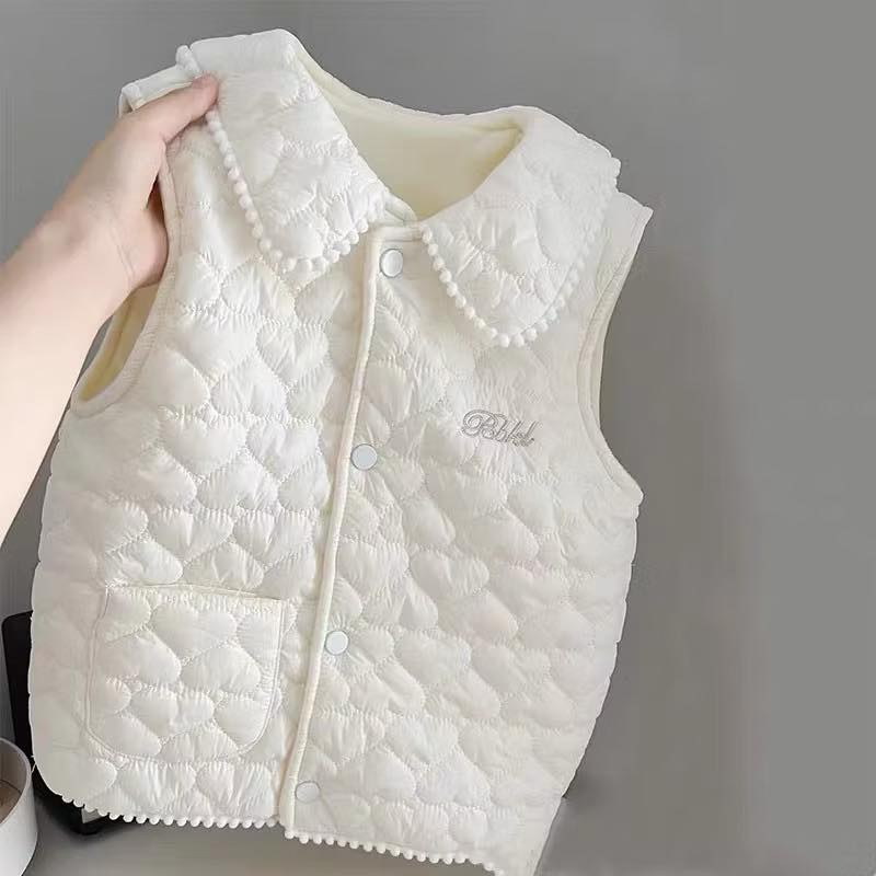 [🆕🇻🇳] G.A – Hà Nội 👕 Top1Fashion 👗  𝐌𝐨̣̂𝐭 𝐜𝐡𝐮́𝐭 𝐤𝐢𝐞̂𝐮 𝐤𝐲̀, 𝐦𝐨̣̂𝐭 𝐜𝐡𝐮́𝐭 𝐧𝐚̀𝐧𝐠 𝐭𝐡𝐨̛!
Chiếc váy Lorea đen lệch vai dáng A với điểm nhấn cánh hoa tơ mềm mại rũ xuống eo, vừa tinh tế vừa cuốn hút. , shares-0✔️ , likes-12❤️️ , date-2025-08-20 04:55:36🇻🇳🇻🇳🇻🇳📰🆕