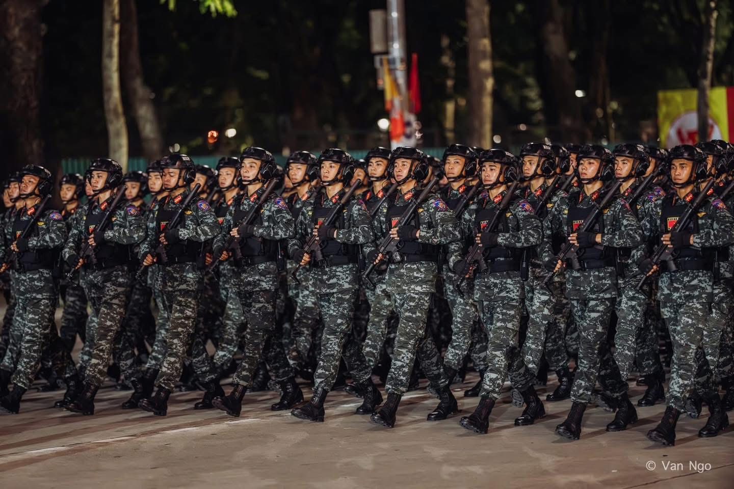 [🆕🇻🇳] Huna Petshop 🐶🦜 Top1Pets 🐱🐠  mọi người ơi!
Chiều mai CN 24/8 ngắm những đoàn xe, khí tài hùng dũng khi Kéo Vào  Rút Ra chính là ý tưởng tuyệt vời để chiêm ngưỡng tổng hợp luyện lần 2  , shares-0✔️ , likes-0❤️️ , date-2025-08-24 04:52:18🐶🐱🇻🇳🇻🇳🇻🇳📰🆕