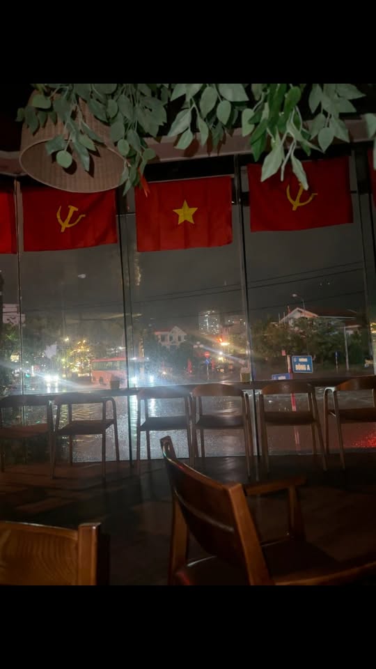 [☕️🇻🇳] Lion Coffee Nam Định 🥤 Top1Coffee ☕️ Ngập và mất điện quán hiện tại xin nghỉ buổi tối nay á. , shares-0✔️ , likes-3❤️️ , date-2025-08-26 04:05:52🇻🇳🇻🇳🇻🇳📰🆕