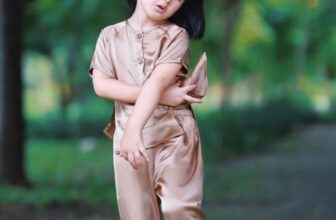 [🆕🇻🇳] Yi Closet Bán nét hồn nhiên, tặng kèm trang phục 🧑‍🧒❤️️👶⭐️Bộ sưu tập bà ba cho bé từ 10-25kg của Yi Closet với tông màu dịu mắt xinh yêu. Inbox cho shop để nhận tư vấn sản phẩm ạ.
, shares-0✔️ , likes-15❤️️ , date-2025-09-07 17:09:27🇻🇳🇻🇳🇻🇳📰🆕